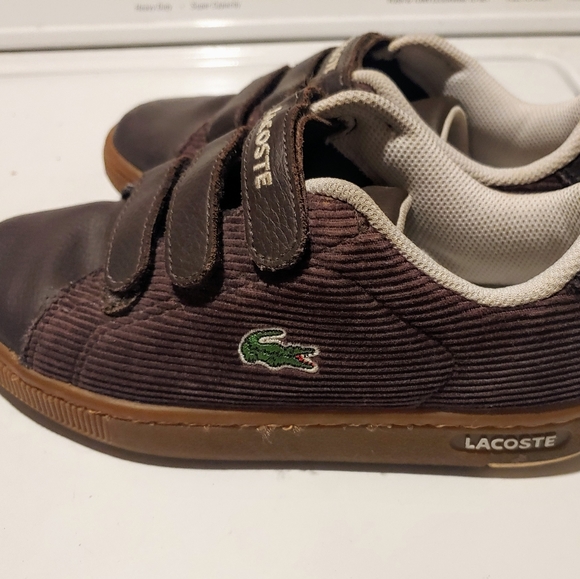 lacoste velcro shoes